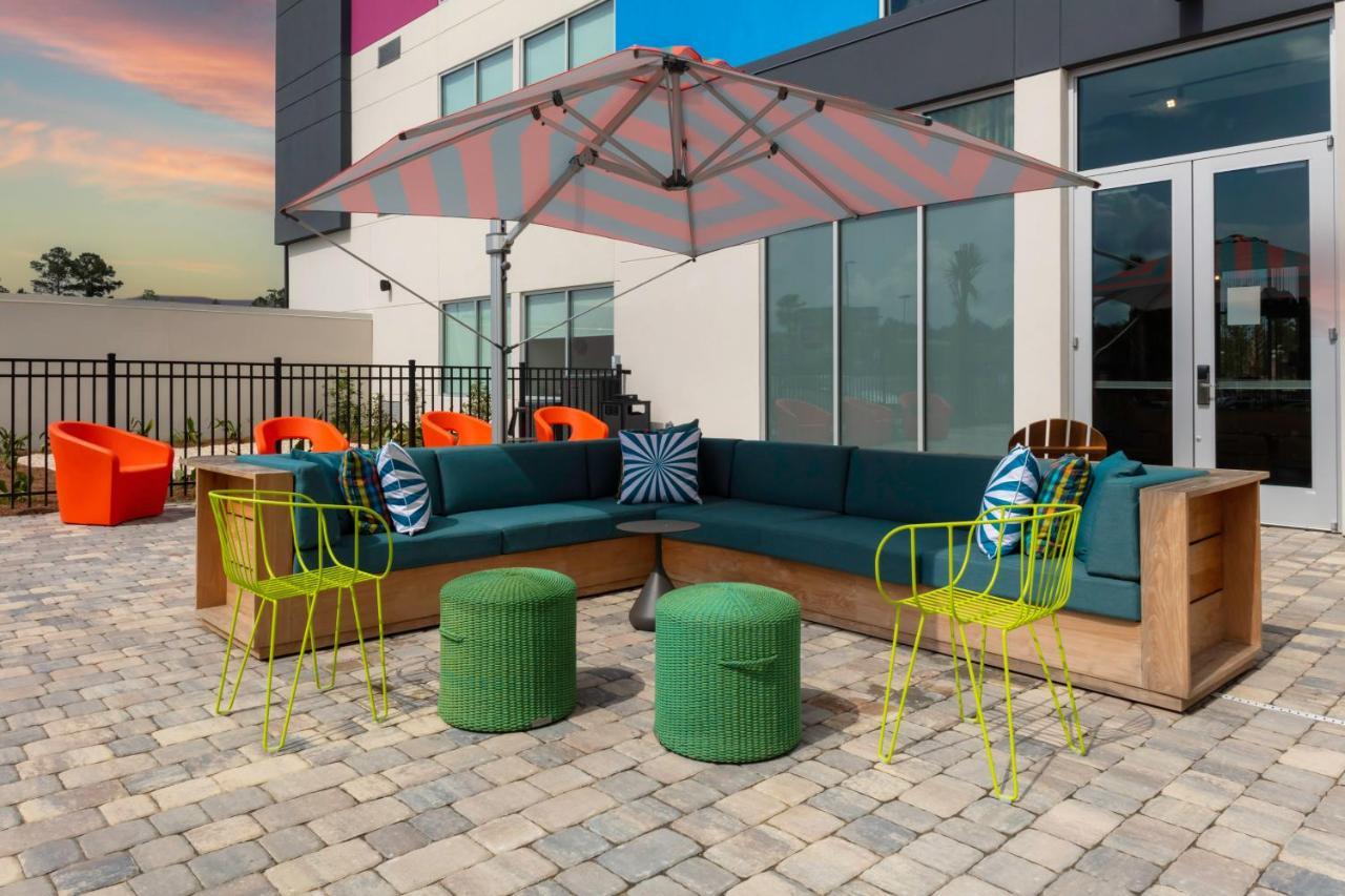 Aloft Savannah Airport Exterior foto